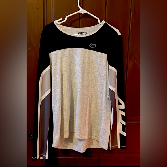 Top - Picture 5 of 5